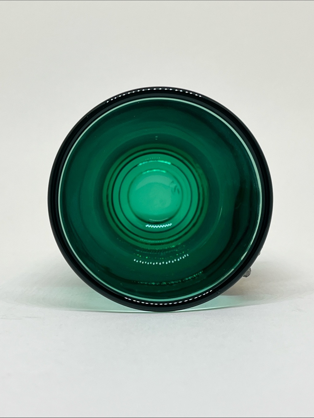 Cincinnati Green Glass Souvenir Shot Glass with Gold Riverboat Emblem - Picture 5 of 6